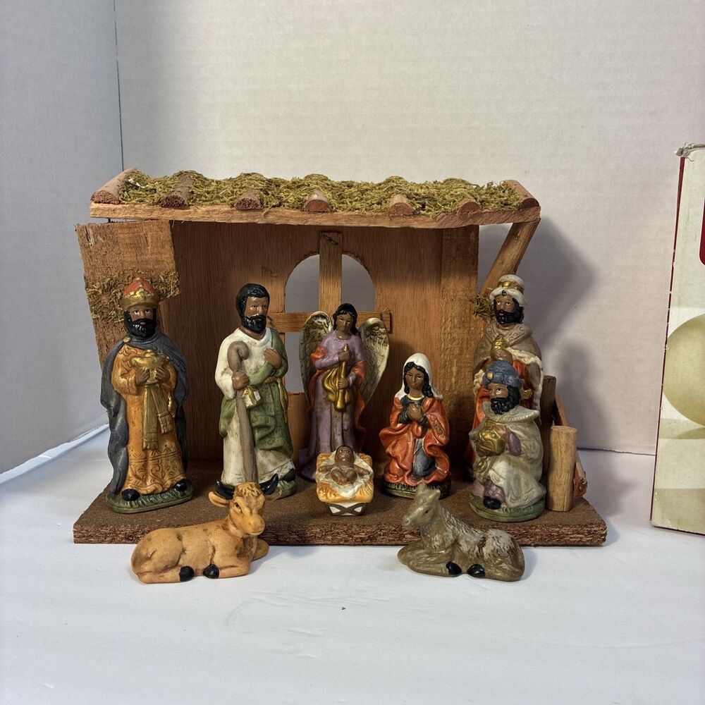 elements nativity 9 piece set with crèche manger scene Christmas